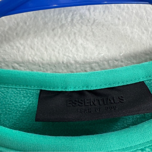 Fear of God Essentials Polar Fleece Crewneck Mint Leaf Sweatshirt Size 10 - Picture 3 of 9